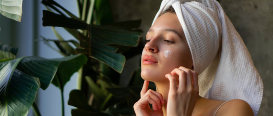 Winter skin - that rough, dry, itchy skin - that sneaks up on us starts it’s ugly cycle now!